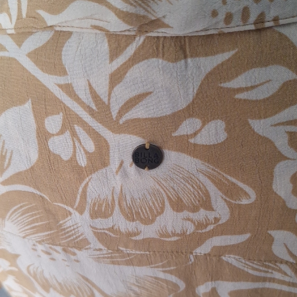 Billabong Gold Floral Button-Down Shirt Steph Claire Smith Collection - Picture 5 of 7